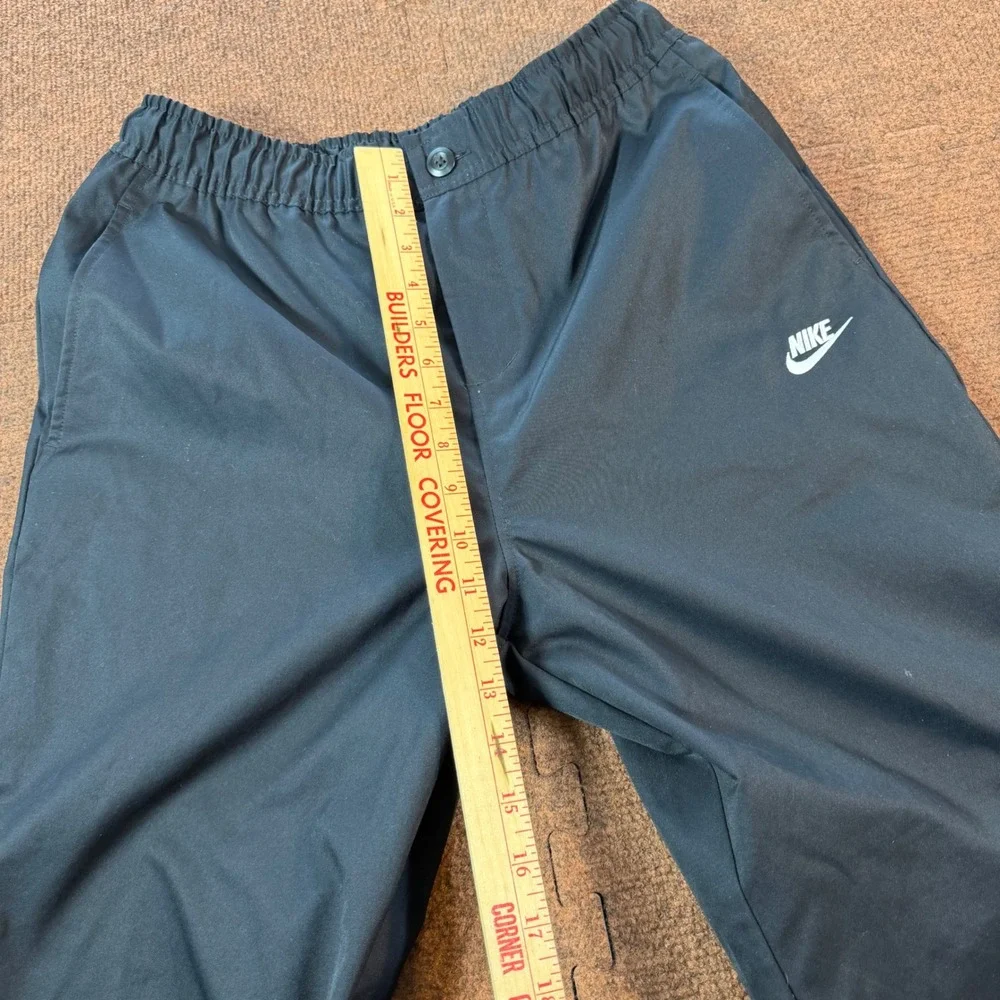 New w/o tags A+ Nike Mens Woven Sportswear Pants Black Elastic Waist Size Small
